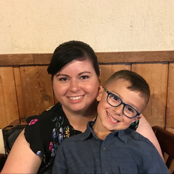 Meet your Posher, Brittany - Picture 1 of 1